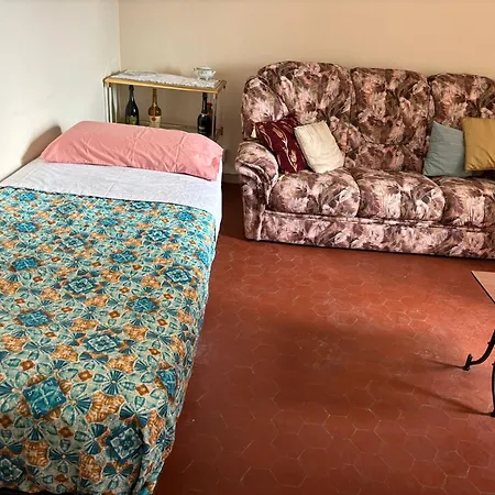 Porta Pispini - Per Gruppi Vicina Al Centro Apartmán *